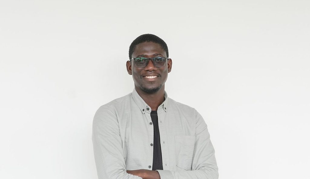 Abdou Diouf Publishes Research on African Environmental Ethics