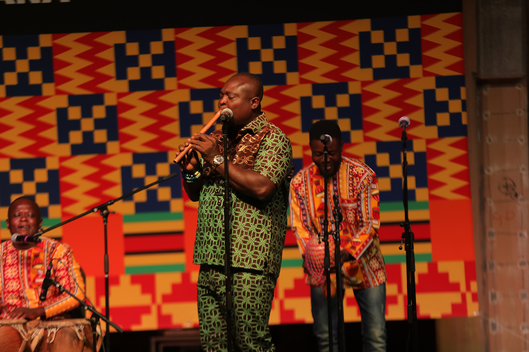 Hewale Sounds featuring Ghanaian singer Ruth Ama Williams