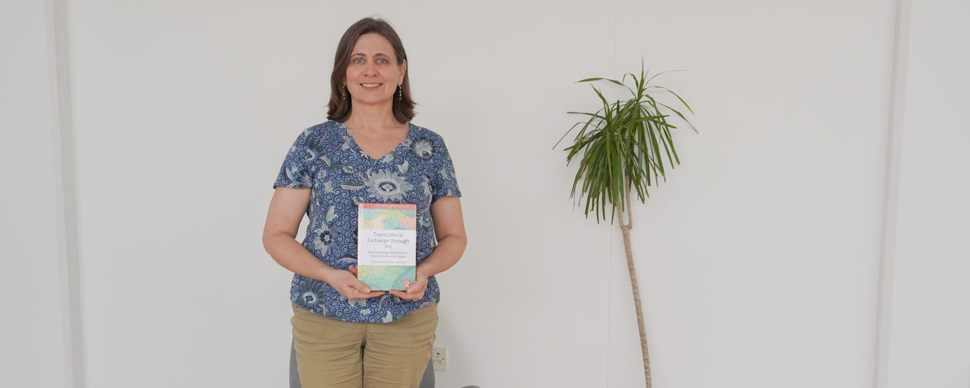 Postdoctoral Fellow Kristina Wright Publishes New Book on Transcultural Art Exchange