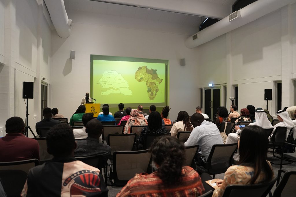 Kinetic Geographies: Thinking through Space and Time across Global Histories